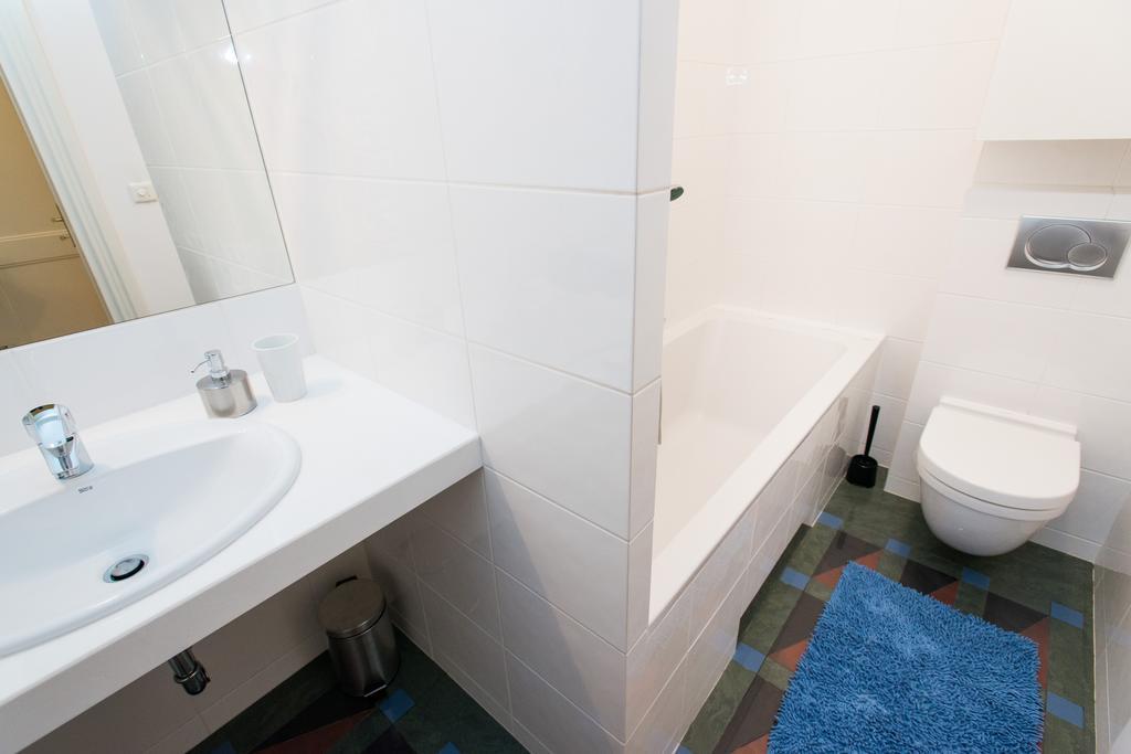 Style4Rent Sunny Old Town Apartments Краков Номер фото